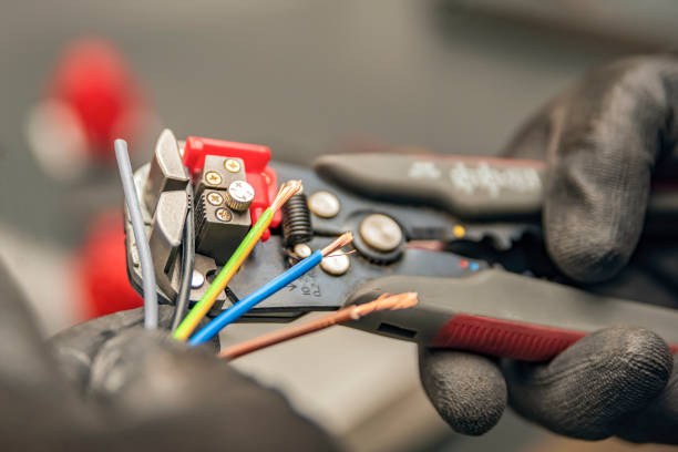 Best Commercial Electrician Services  in Middleport, NY